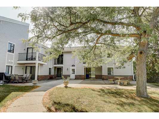 Lake Country Village Apartments property